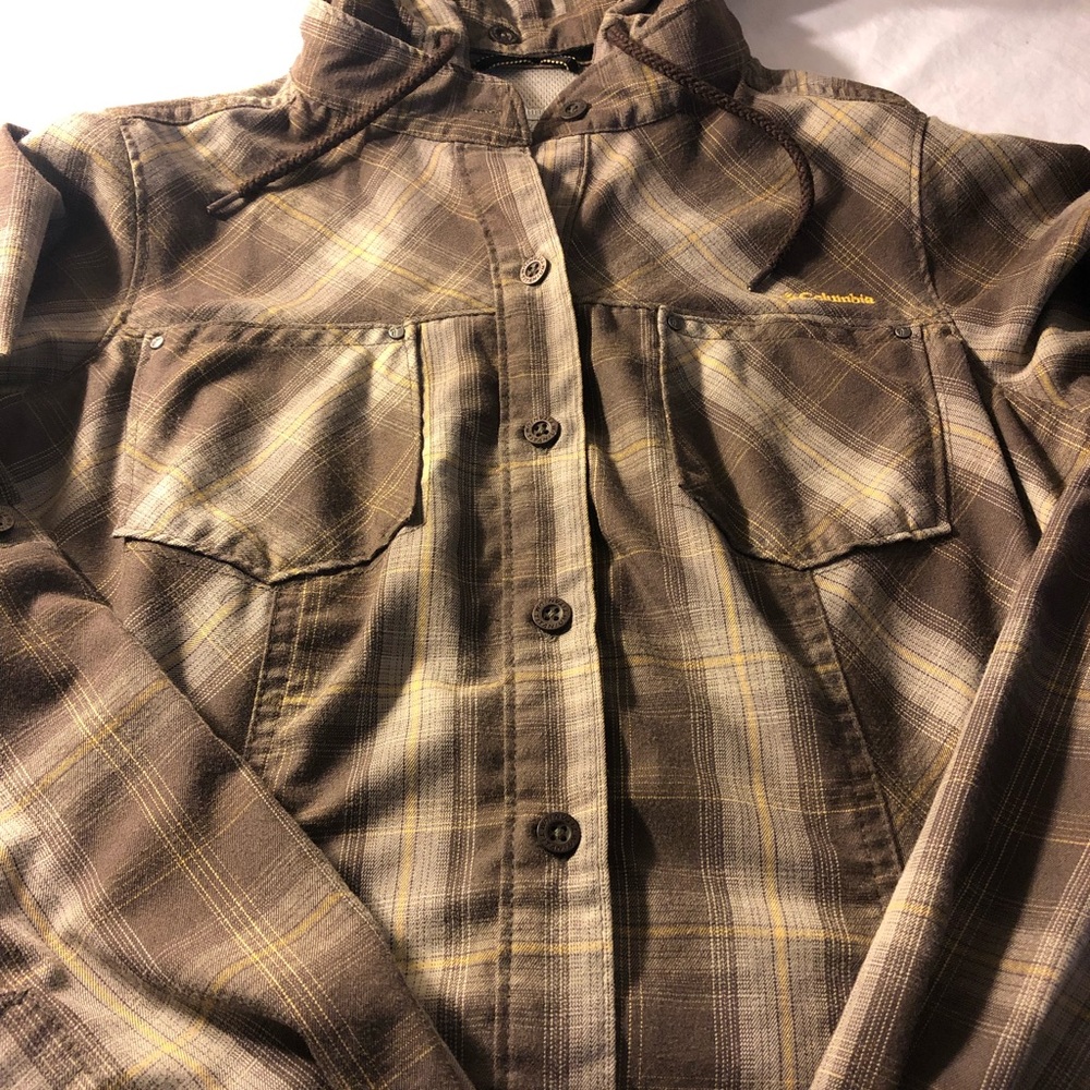 Columbia Titanium Women’s XS plaid hoodie